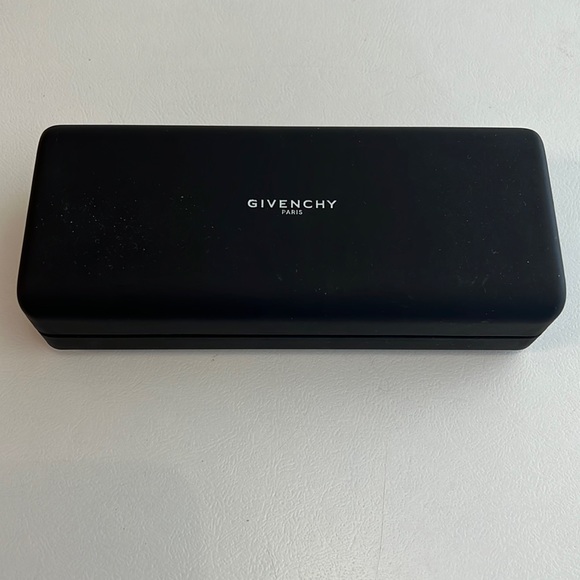 Givenchy Paris Eyeglass Case - Picture 1 of 2